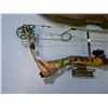 Image 4 : Darton compound bow - Draw weight range 50-60 LBS -- with hardside case