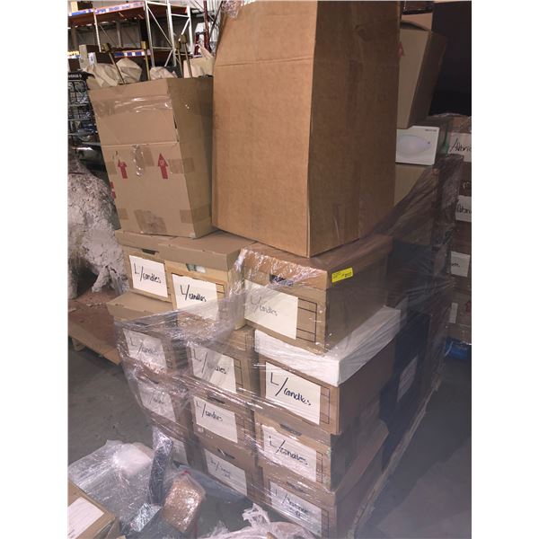 Pallet full of assorted candles/Light fixtures/Miscellaneous set-dec decoration/ Christmas decoratio