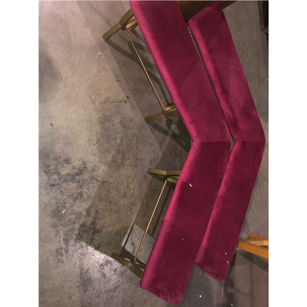 "Snowpiercer" Set of two first class benches Velvet top benches