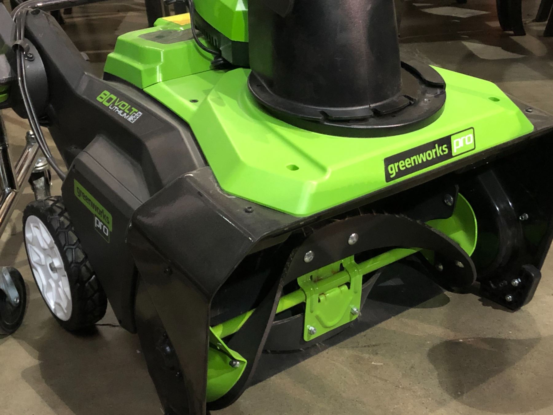 Greenworks Pro 80V 22" electric snowblower (missing battery not tested
