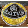 Image 1 : Lotus porcelain decorative wall hanging (approx. 2ft diameter)