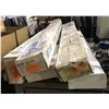 Image 2 : Group of 4ft fluorescent light fixtures