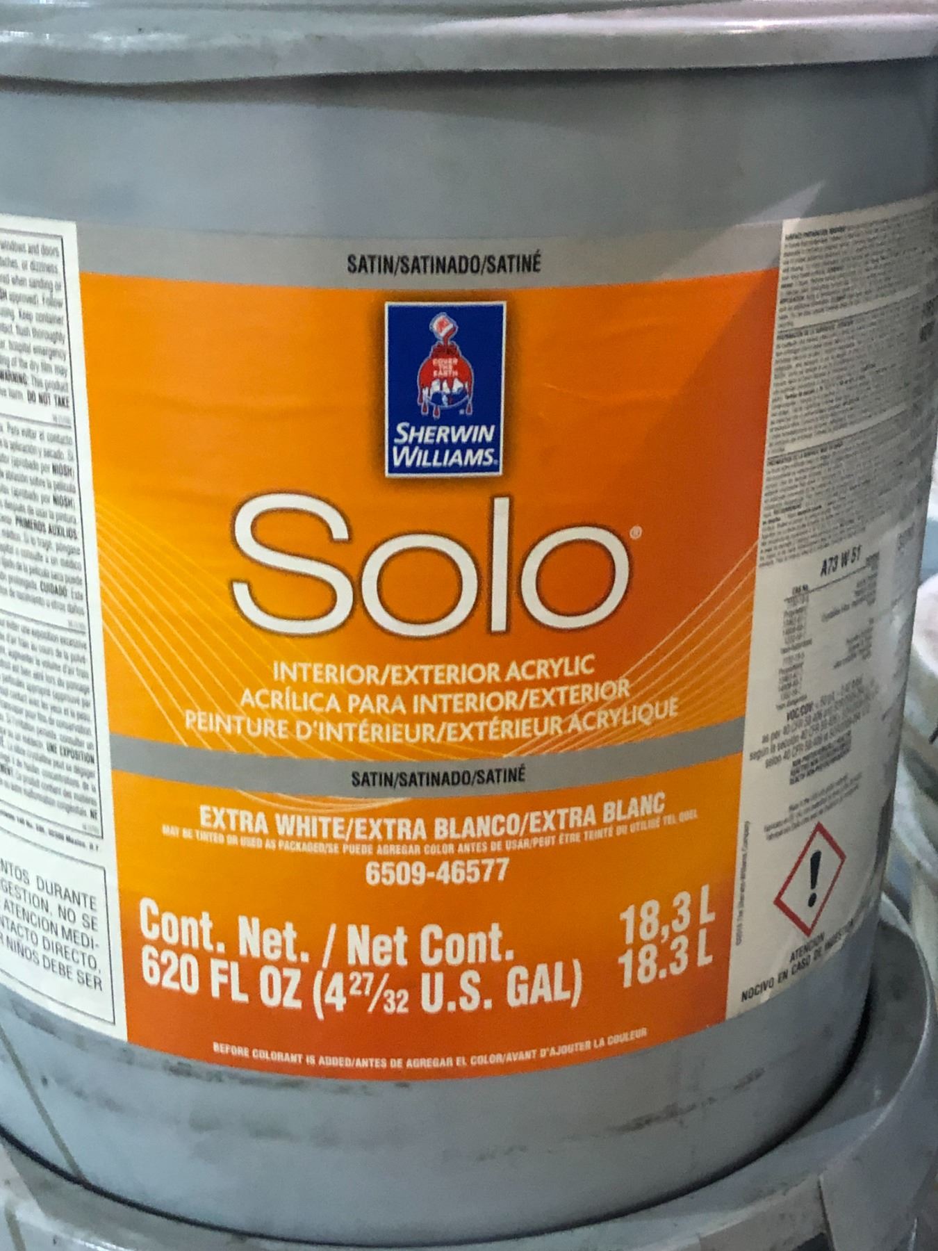 Large group of assorted Sherwin Williams acrylic paint buckets (new) and yellow oildri bucket