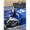 Image 2 : Pallet of commercial garbage & recycling bins