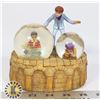 Image 1 : VINTAGE HARRY POTTER LICENSED MUSICAL SNOW GLOBE