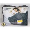Image 1 : WEIGHTED BLANKET DARK GREY