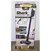 Image 1 : SHARK CORDLESS PET PLUS