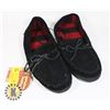 Image 1 : NEW SIZE 10 MEN'S CANADIANA SLIPPERS