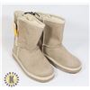 Image 1 : NEW GIRL'S SIZE 11 LINED UGG TYPE BOOT