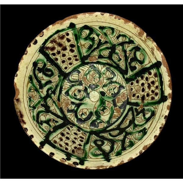 BEAUTIFUL ISLAMIC BOWL 11TH CENTURY WITH FLORAL DECORATIONS