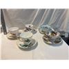 Image 1 : Tea cups and saucers