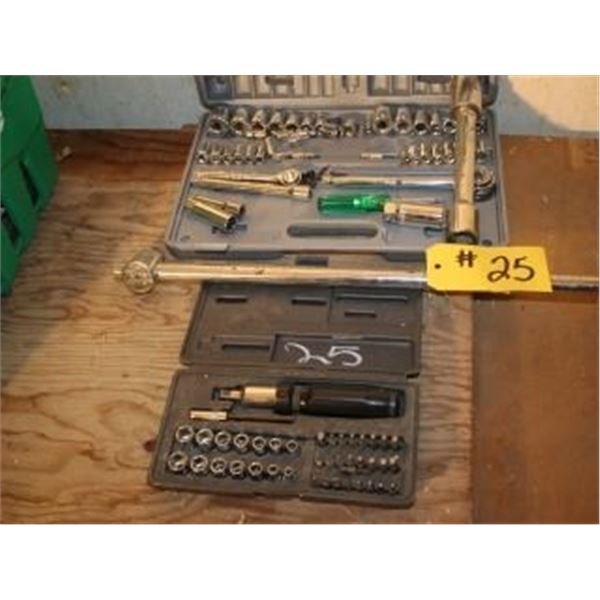 INCOMPLETE SOCKET SET (3/8" & 1/4"), SCREW DRIVER SOCKETS, BITS, 3/4" BREAKER BAR, SOCKET EXTENSIONS