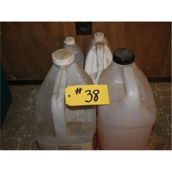 JUG OF ROUND UP (1/4 FULL), OIL, WASHER FLUID