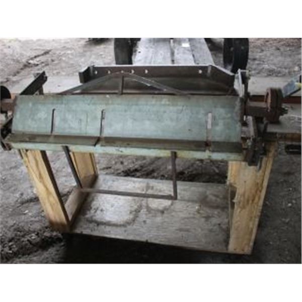 34" METAL BREAK C/W STAND