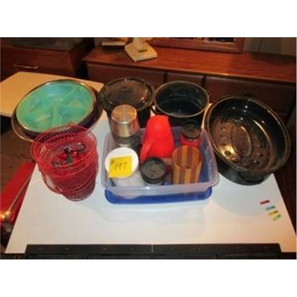 APPROX 5 WIRE BASKETS, ROASTER, BLANCHER, ASSORTED BOWLS & TRAVEL MUGS, THERMOS