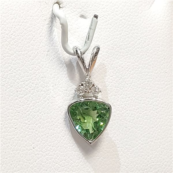 14K  TOURMALINE(1.55CT) DIAMONDS(0.06CT) PENDANT