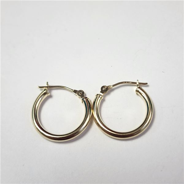 14K  0.67G SMALL HOOP EARRINGS