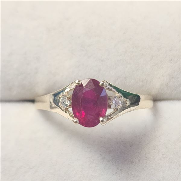 10K  RUBY(1CT) DIAMOND(0.05CT) RING SIZE 7