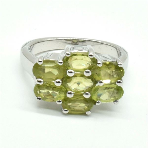 SILVER PERIDOT(2.75CT) RING SIZE 6.75