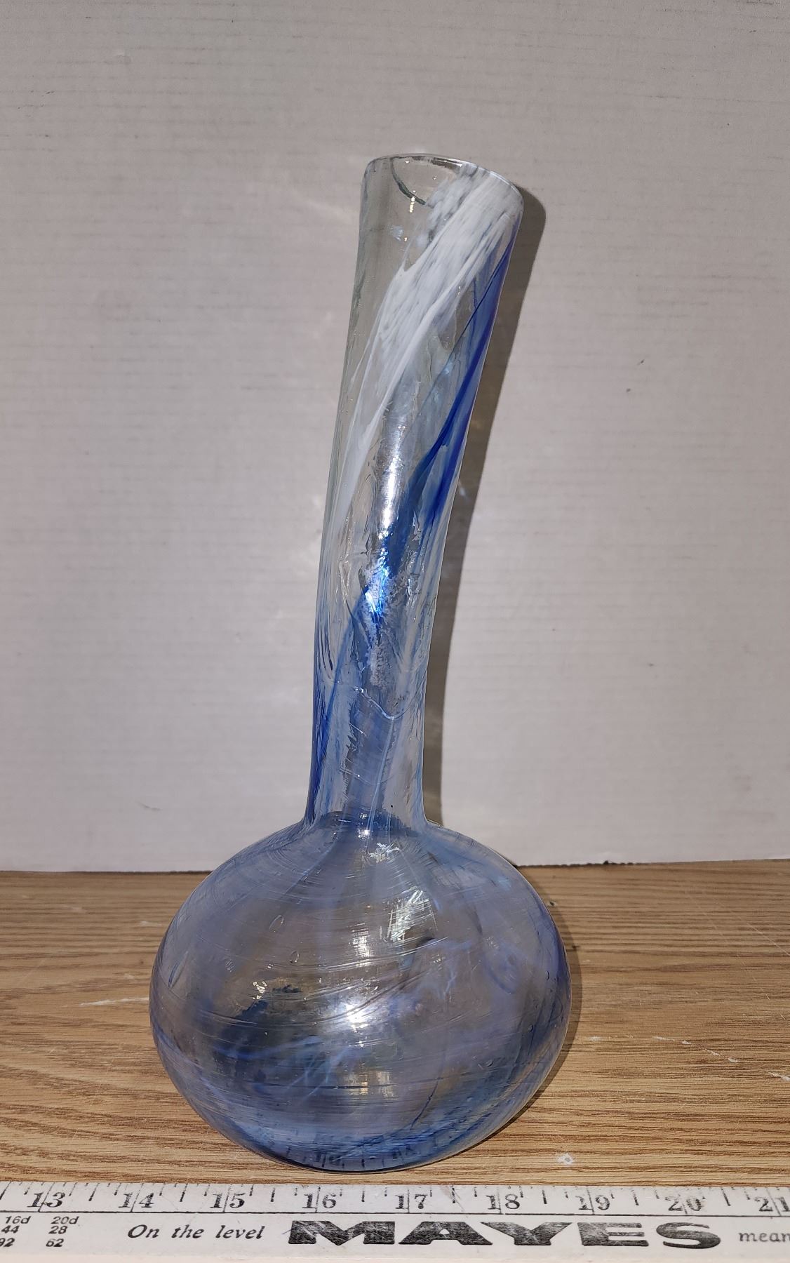 Hand Blown Glass Vase Vintage Artist Signature On Bottom Hand Blown Glass Vase Vintage Artist Signature On Bottom