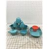 Image 1 : LOT OF VINTAGE MELMAC MELAMINE CREAM SUGAR ETC