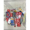 Image 1 : LOT OF KNITTING/ CROCHETING NEEDLES