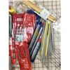 Image 2 : LOT OF KNITTING/ CROCHETING NEEDLES