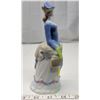 Image 3 : Avon Garden Girl Decanter and Avon Figurine 1976 First Avon Lady - Porcelain