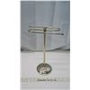 Image 2 : Fingertip Towel/Face Cloth Stand Platinum Good Quality