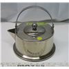 Image 1 : Vintage Morgan Ware Tea Kettle Danish Modern 2.5 QT Stainless