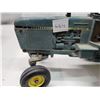 Image 2 : Vintage Collectible John Deere Metal Tractor