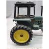 Image 7 : Vintage Collectible John Deere Metal Tractor