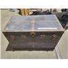 Image 3 : Antique trunk 36" W X 19.5" D X 21" T