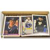 Image 1 : 400 COUNT BOX OF HOCKEY CARDS