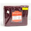 Image 1 : NEW IN BAG TWIN DUVET COVER SET BURGANDY COLOUR