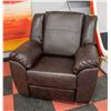 Image 1 : NEW BROWN LEATHERETTE RECLINING ARM CHAIR WITH