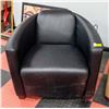 Image 1 : NEW BLACK BONDED LEATHER ACCENT CHAIR