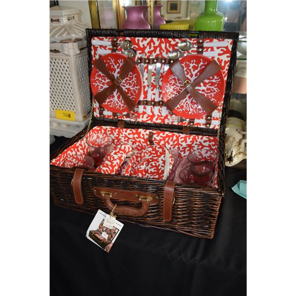 KIM SEYBERT PICNIC BASKET W/CONTENTS
