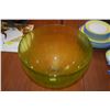 Image 2 : CARVED GLASS VESSEL; SIGNED BY BENJAMIN EDOLS & KATHY ELLIOTT (11 1/2" X 8")
