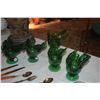Image 2 : HAND BLOWN GREEN GLASS BIRD BUD VASES (5 PCS)