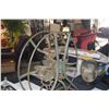 Image 2 : VINTAGE GARDEN HOSE REEL