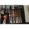 Image 2 : TOWLE STERLING FLATWARE (1,408 GTW) (49 PCS)