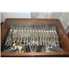 Image 2 : HEIRLOOM STERLING FLATWARE, REIGNING BEAUTY PATTERN W/BOX (APPROX 2,688.4 G, W/O KNIVES & CARVING SE