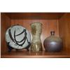 Image 2 : ASSORTED CERAMIC VASES & PLATE (5 PCS) (DOES NOT INCLUDE STAND)