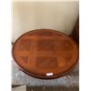 Image 1 : Vintage Round Wooden Coffee Table