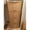 Image 1 : 4-Drawer Wooden Filing Cabinet