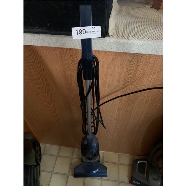 Shark Vacuum Cleaner (Model EP615C66) Beck Auctions Inc.