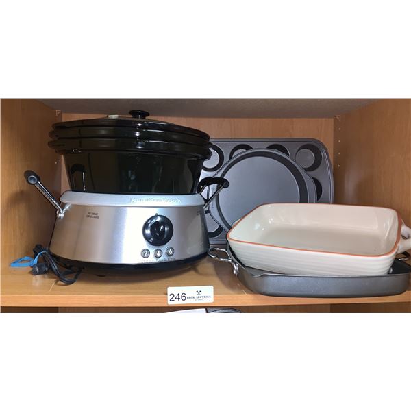 Hamilton Beach Slow Cooker and Assorted Bakeware