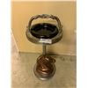Image 1 : Bronze-Coloured Horse Stand-Alone Ashtray