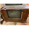 Image 3 : Vintage Crosley TV Cabinet and Sony Trinitron TV